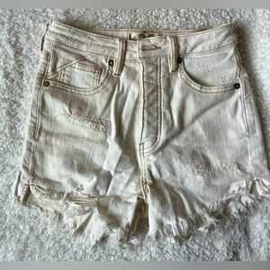 Off White Cut off denim shorts / California closet staple!